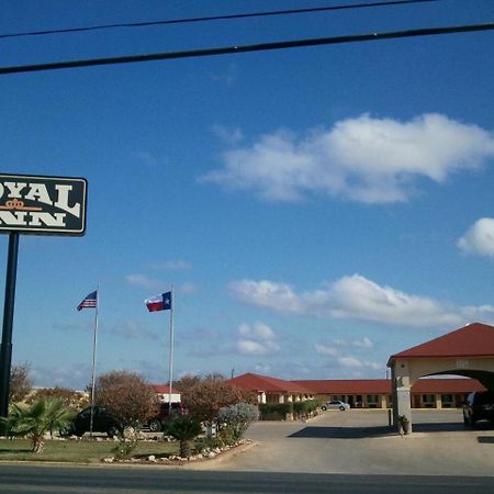 Royal Inn Піерсолл Екстер'єр фото